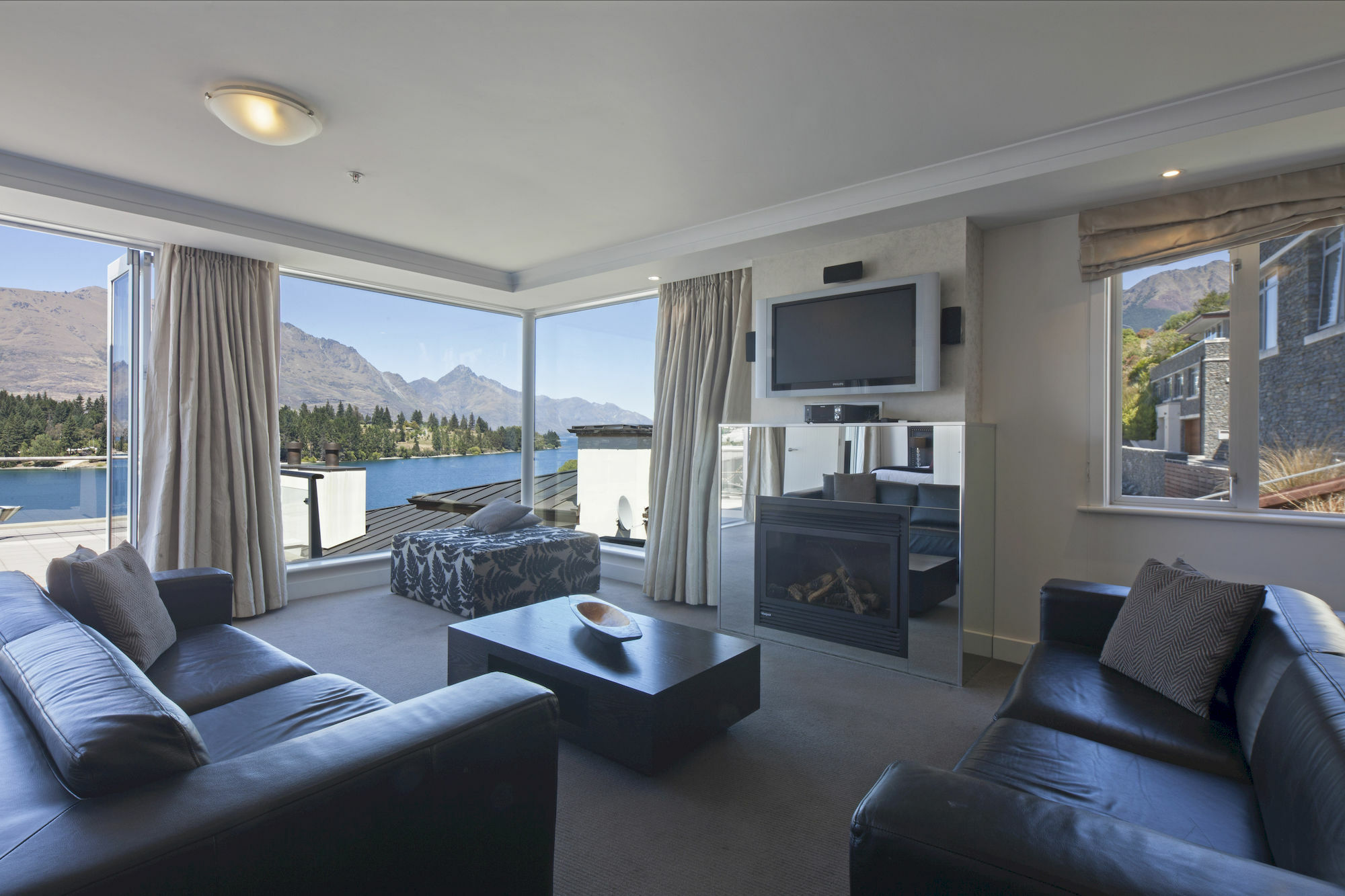 Luxury Lake Suites Queenstown Eksteriør billede